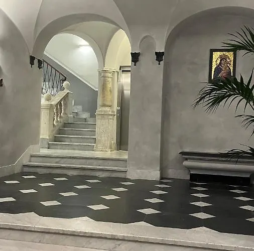 La Dimora Dei Rolli * Janov